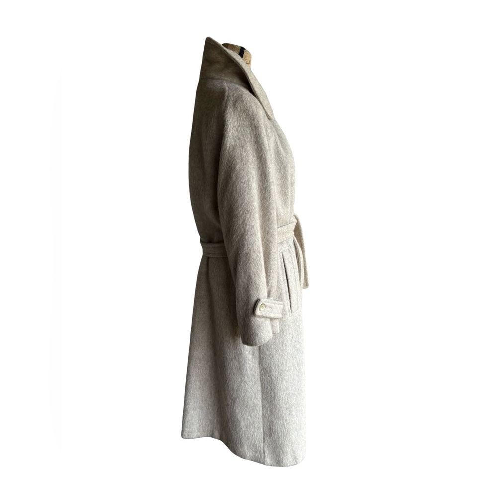 Vtg. 1980s Forecaster of Boston Elegant Beige Wool Blend Coat w/Belt size 15/16 - Picture 4 of 15